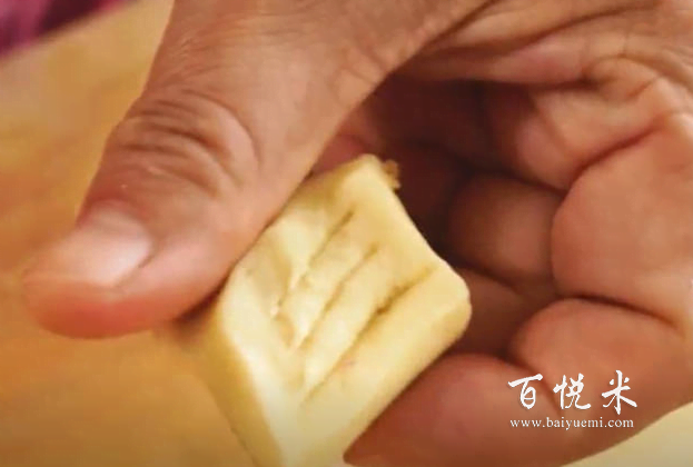 這道甜點(diǎn)你吃過嗎?教大家自制蜜三刀,沒有添加劑,干凈衛(wèi)生更健康